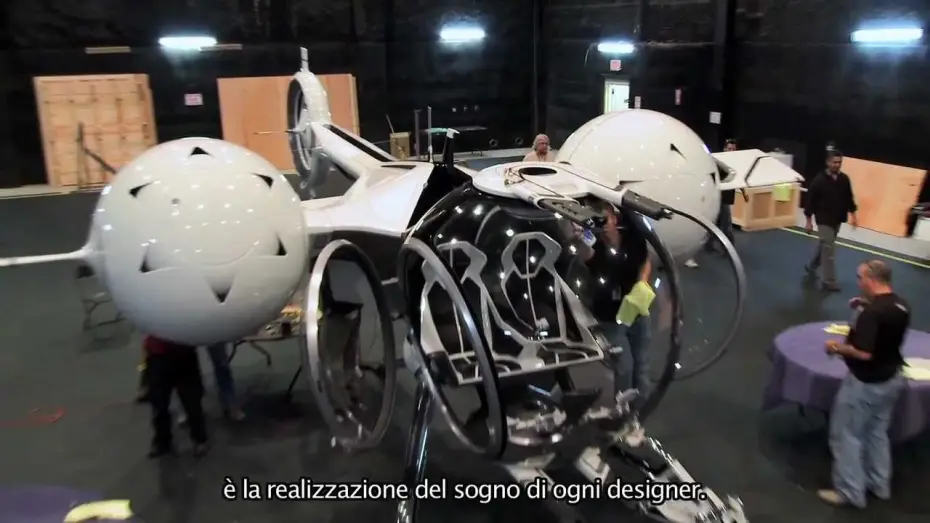 Video for the film Oblivion — Sul set di Oblivion: la navicella "Bubbleship" (sottotitoli in italiano)