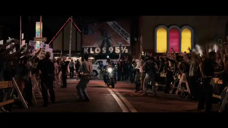 Video for the film Rock of Ages — ROCK OF AGES - Trailer italiano