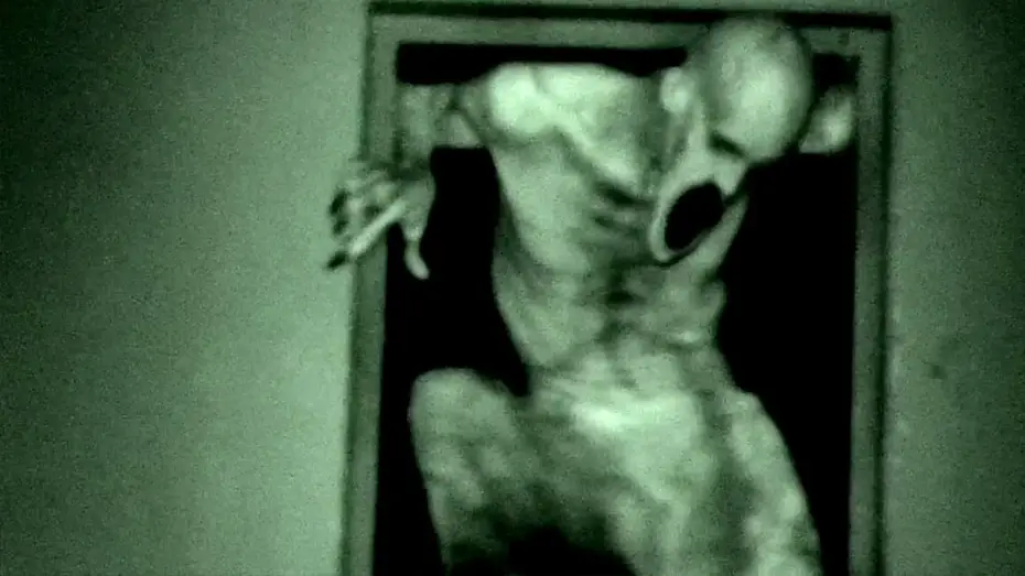 Video for the film Grave Encounters 2 — GRAVE ENCOUNTERS 2 Bande Annonce (Horreur)