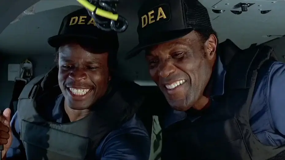 Video for the film Licence to Kill — Plane Heist