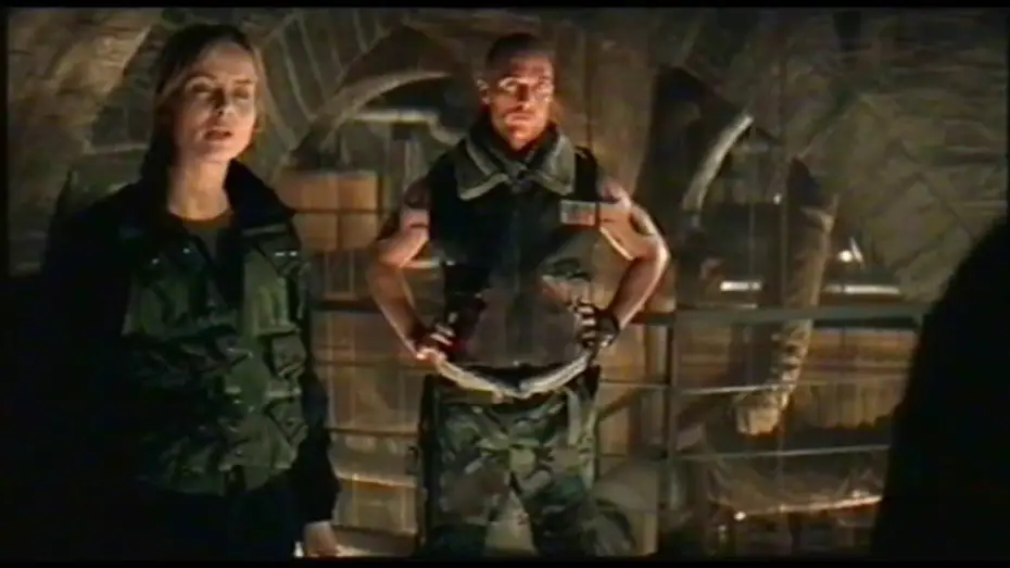 Video for the film Reign of Fire — Die Herrschaft des Feuers - VHS Video Trailer