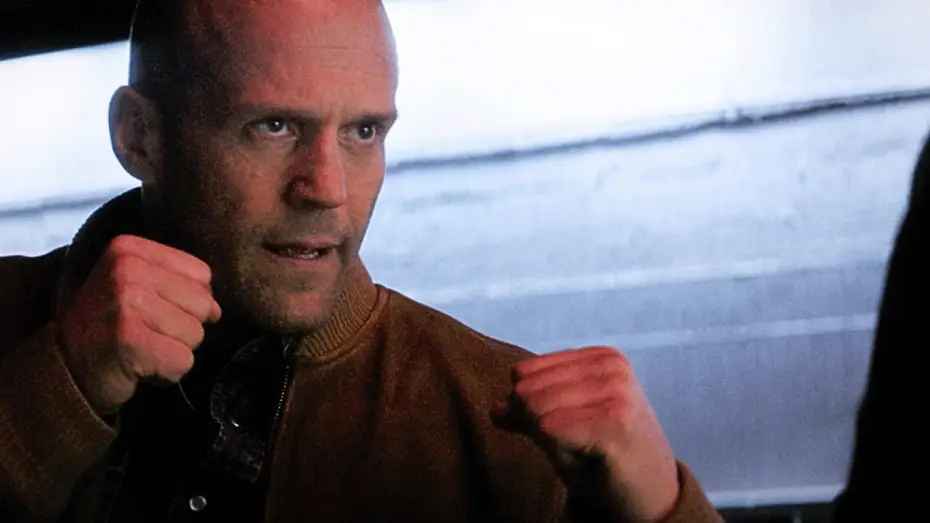 Video for the film Wild Card — Jason Statham fights in a bar