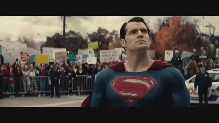 Video for the film Batman v Superman: Dawn of Justice — Batman v Superman: El Amanecer de la Justicia – Tráiler Comic-con en español HD