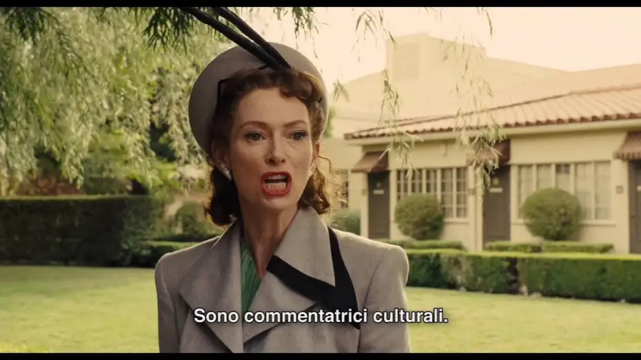 Video for the film Hail, Caesar! — AVE, CESARE! dei fratelli Coen - Featurette "L'editorialista di gossip" (sottotitoli in italiano)