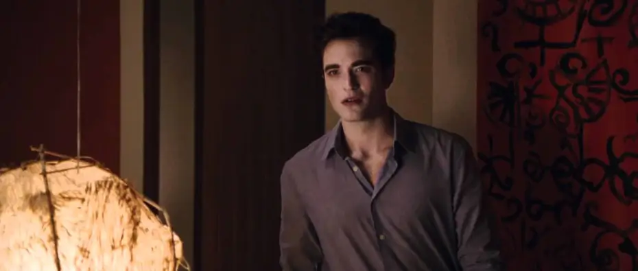Video for the film The Twilight Saga: Breaking Dawn - Part 1 — TWILIGHT, Chapitre 4 : Révélation 1ère partie - Bande Annonce [VF]