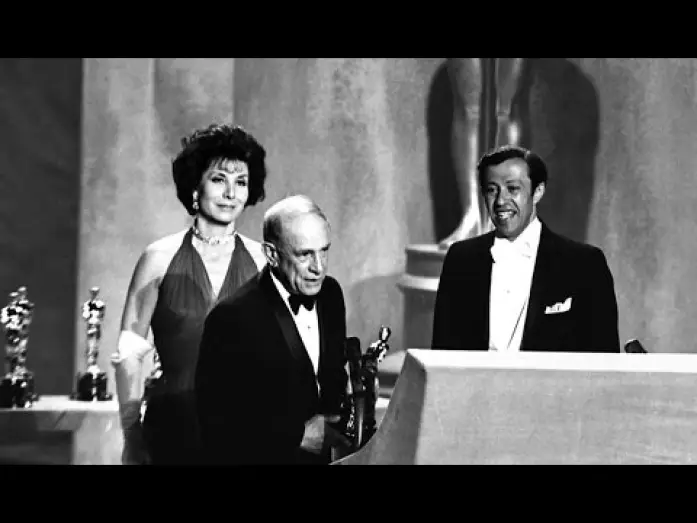 Video for the film The Apartment — "The Apartment" winning the Oscar® for Film Editing