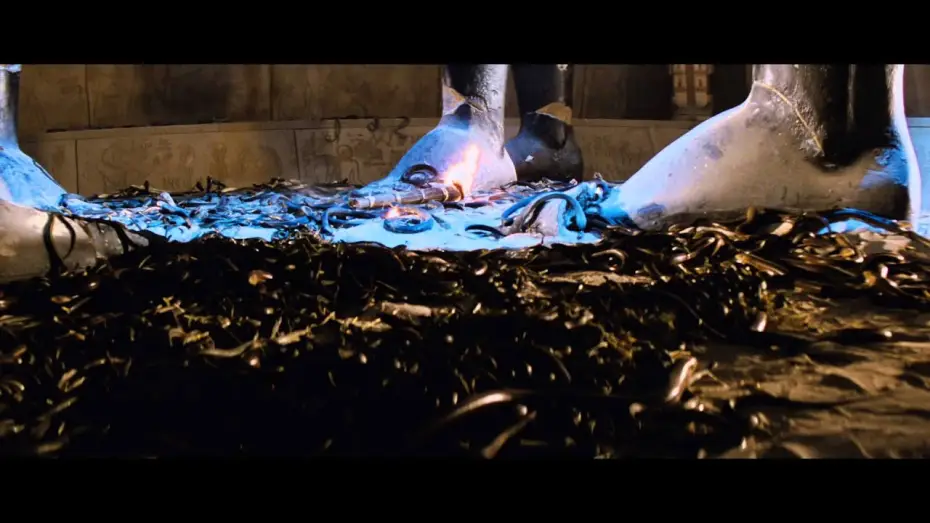 Video for the film Raiders of the Lost Ark — Indiana Jones: Jäger des verlorenen Schatzes™ - Filmausschnitt