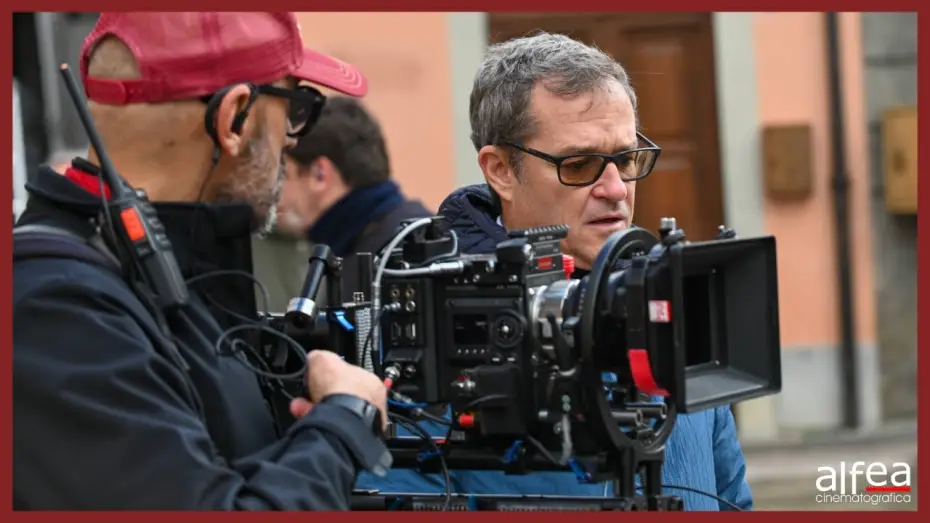Video for the film Per un nuovo domani — Il Backstage di "Per un Nuovo Domani", una coproduzione di Alfea Cinematografica e Rai Fiction