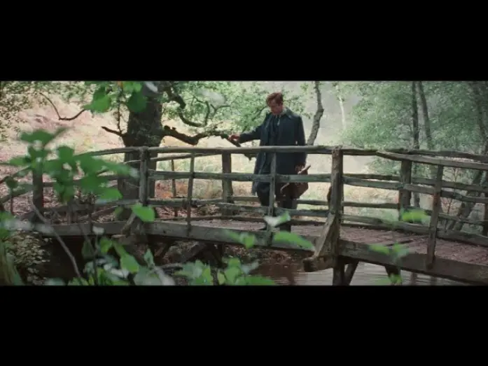 Video for the film Christopher Robin — Disney | Christopher Robin e le simpatiche interruzioni di Pooh | Featurette