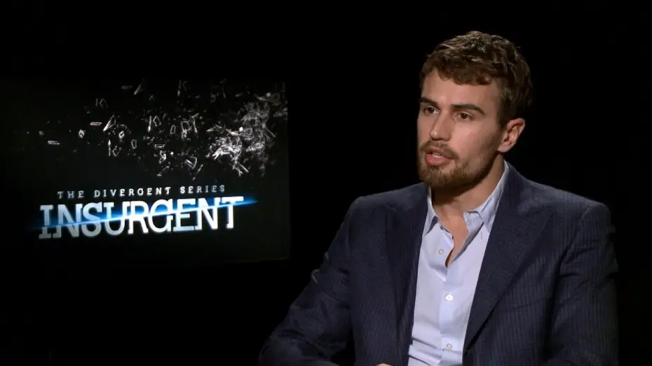 Video for the film Insurgent — Insurgent - Intervista a Theo James V.O. Sottotitolata in italiano