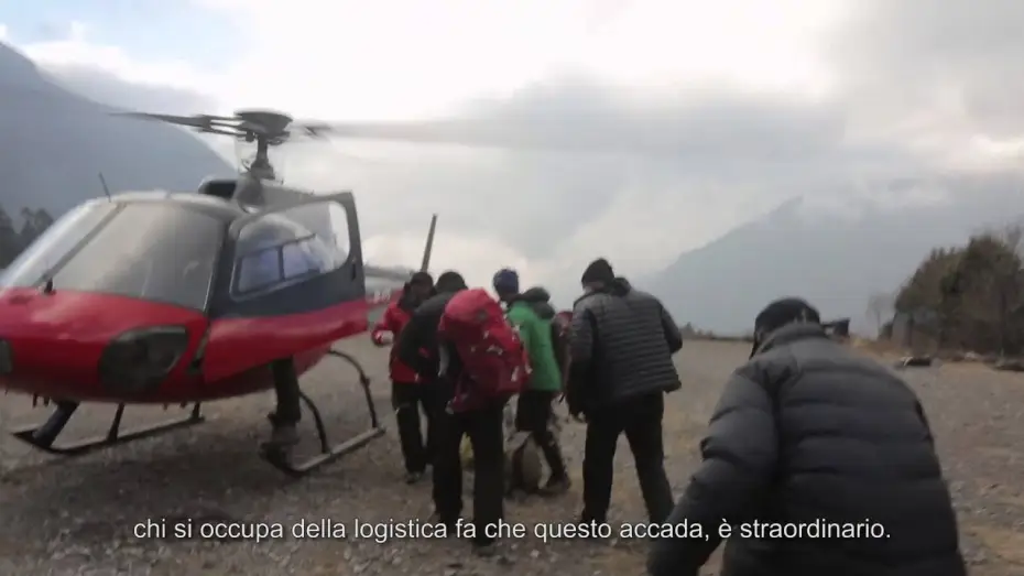 Video for the film Everest — EVEREST - Featurette "Girare tra le montagne" (sottotitoli in italiano)