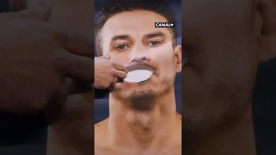 Video for the film Ferrari, Tsamere, Lecaplain : La Tournée du Trio — Arnaud a fait un sketch horrible devant son fils 🤣