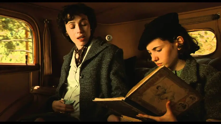 Video for the film Pan's Labyrinth — Pan's Labyrinth   - Trailer
