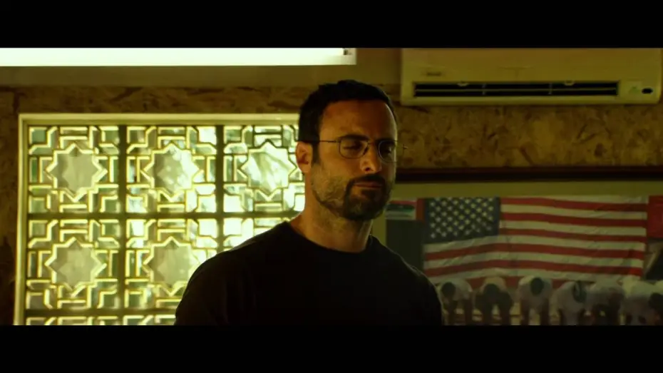Video for the film 13 Hours: The Secret Soldiers of Benghazi — 13 hours (2016) Bande annonce VF