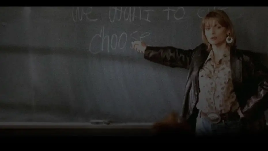 Video for the film Dangerous Minds — "Mentes peligrosas" (Dangerous Minds) - Trailer VO