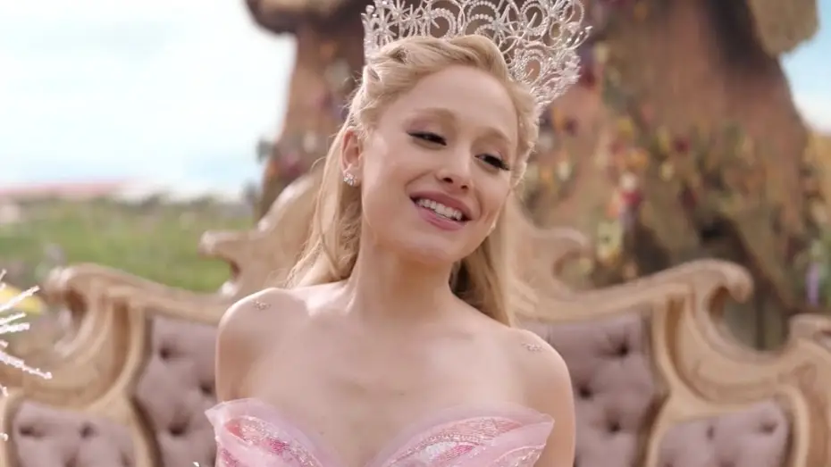 Video for the film Wicked — Wicked | Featurette: Ariana