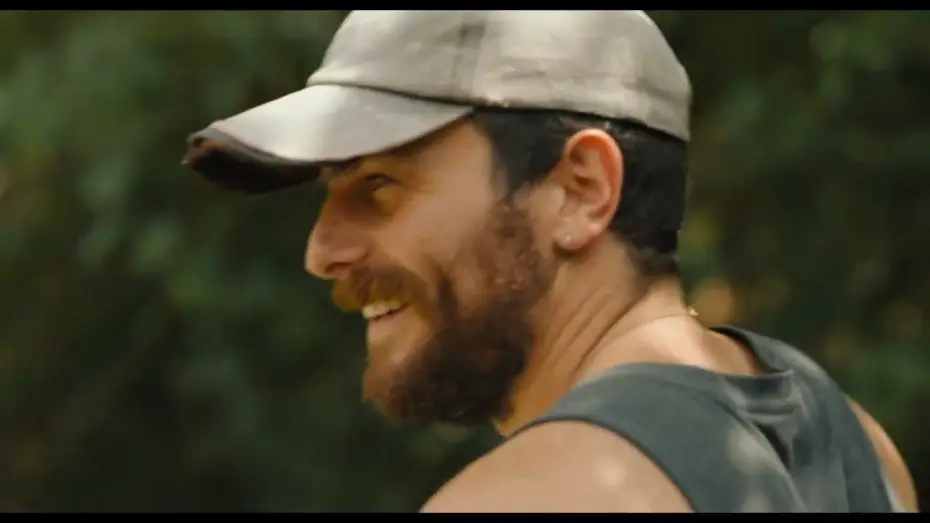 Video for the film Caravan — “Caravan”, Trailer Ufficiale | Wanted Cinema