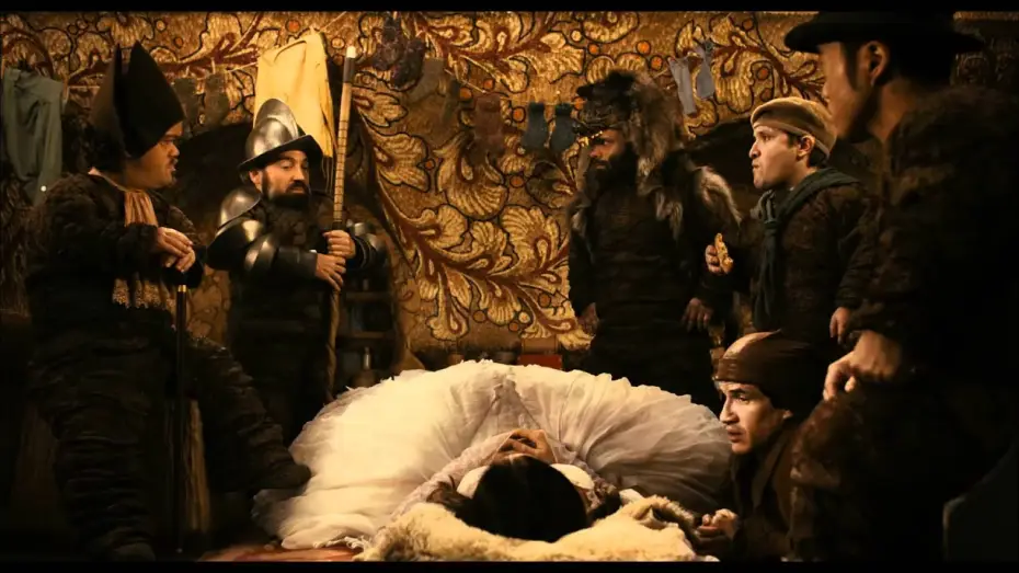 Video for the film Mirror Mirror — Blanche Neige: BA VF