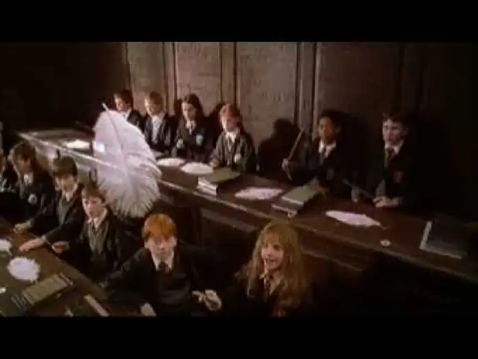 Video for the film Harry Potter and the Philosopher's Stone — Harry Potter And The Philosopher's Stone | French-language trailer