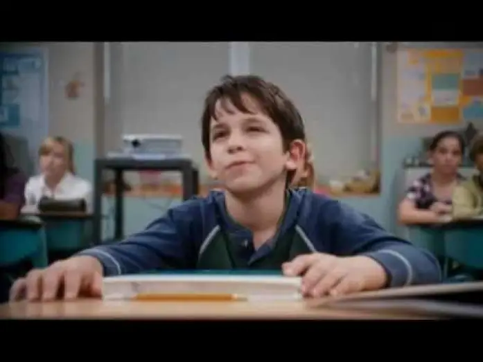 Video for the film Diary of a Wimpy Kid — Diario de Greg - Trailer en español
