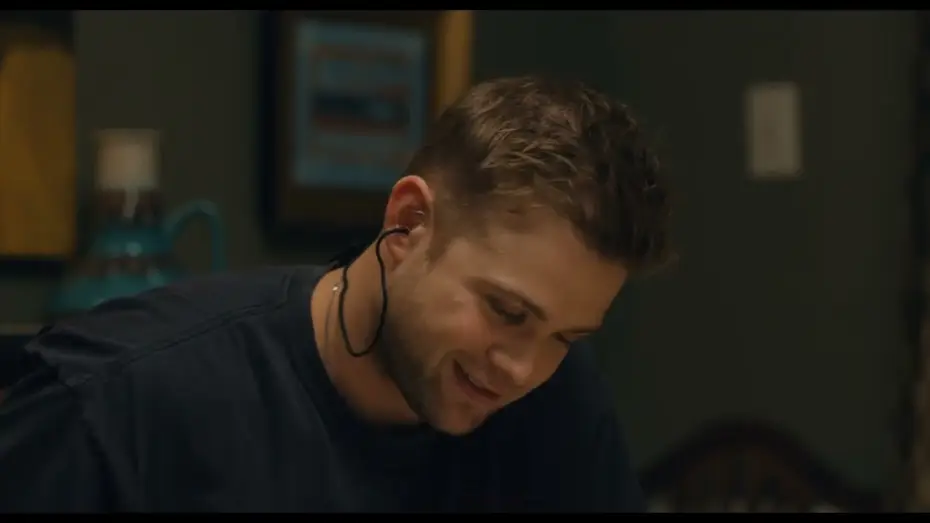Video for the film Tuner — A Look Inside with Director Daniel Roher