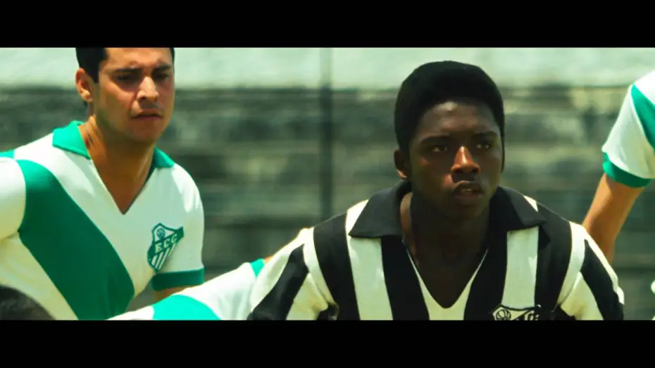 Video for the film Pelé: Birth of a Legend — PELÉ - Bande Annonce VF