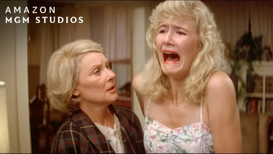 Video for the film Blue Velvet — Official Trailer