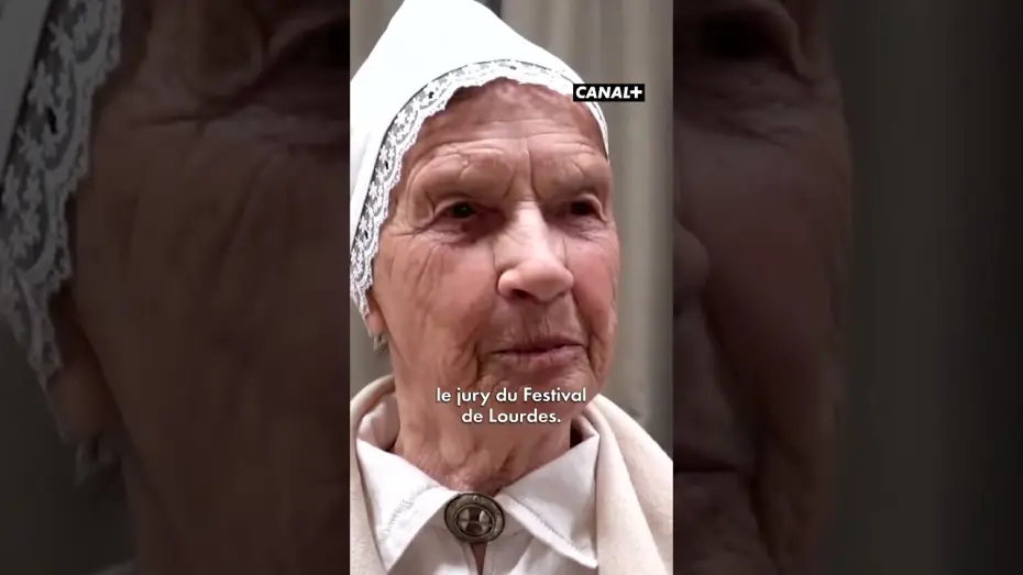 Video for the film Tapis rouge à Groland — Quelques nouvelles de nos stars à Cannes ! ✨ #Humour #Groland #Shorts