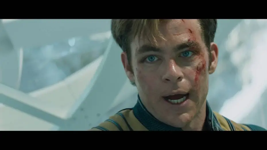 Video for the film Star Trek Beyond — STAR TREK BEYOND - Featurette con scene in italiano "il Capitano Kirk"
