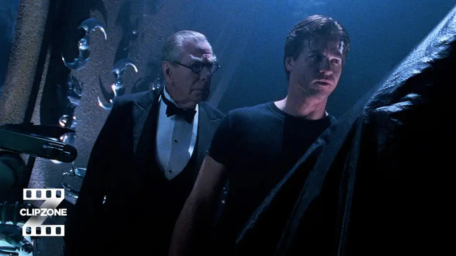 Video for the film Batman Forever — Closing In On The Riddler