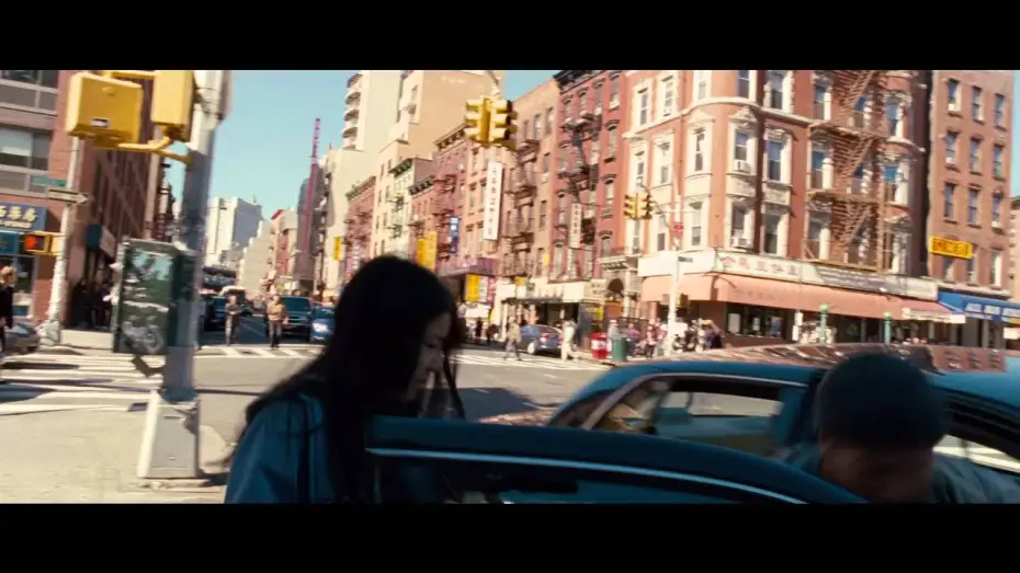 Video for the film Safe — Safe - Bande Annonce VF