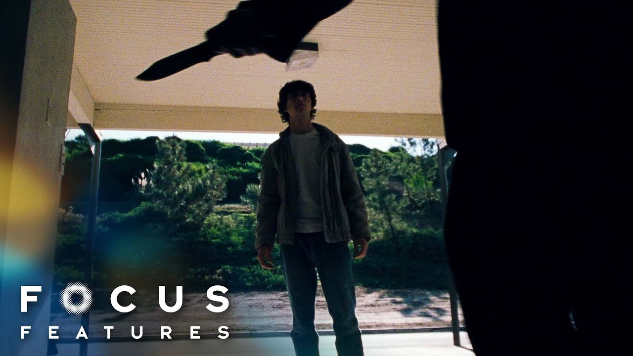 Video for the film Brick — Joseph Gordon-Levitt Is Chased in Rian Johnson's Debut Film
