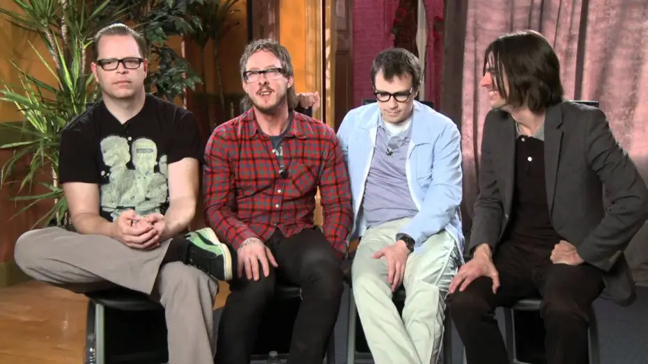 Video for the film Cars 2 — Disney Pixar Cars 2 - Intervista ai Weezer, lavorare su Cars 2