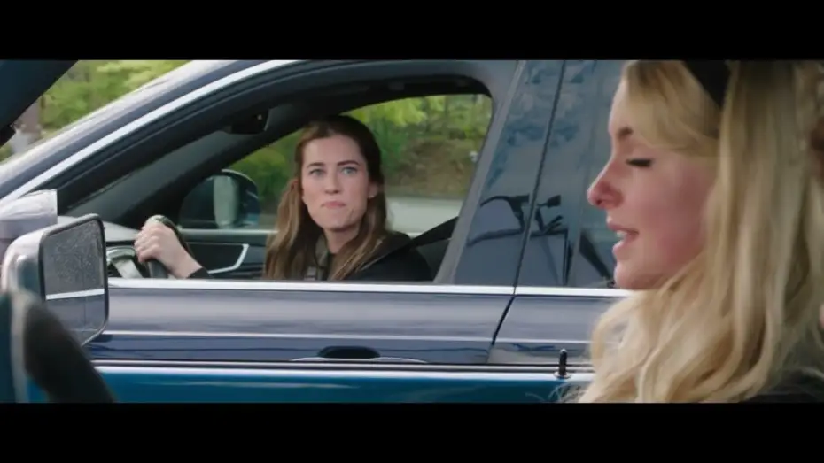 Video for the film Regretting You — El cast