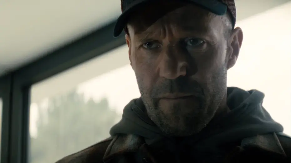 Video for the film A Working Man — A Working Man - Bande-annonce officielle  (VF)