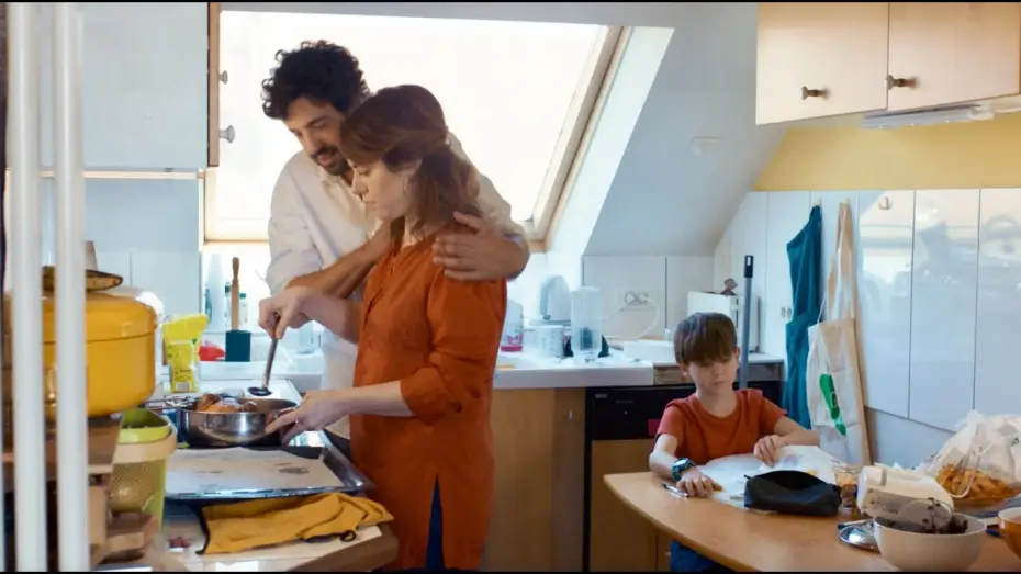 Video for the film Double foyer — Double foyer (2024) - Trailer (French)