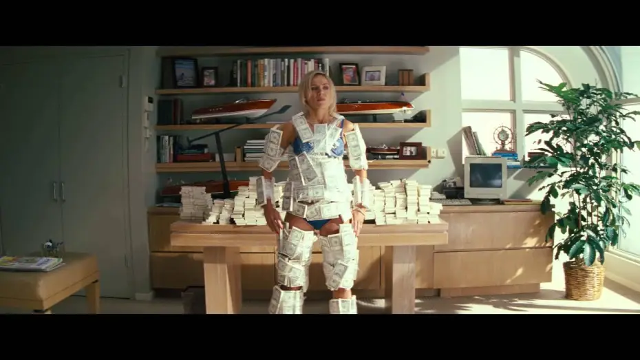 Video for the film The Wolf of Wall Street — THE WOLF OF WALL STREET - trailer ufficiale italiano