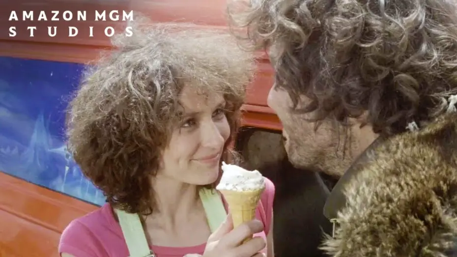 Video for the film Mad Max — Jessie Escapes The Motorcycle Gang