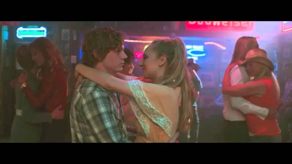 Video for the film Safelight — SAFELIGHT - Trailer Movie 2015