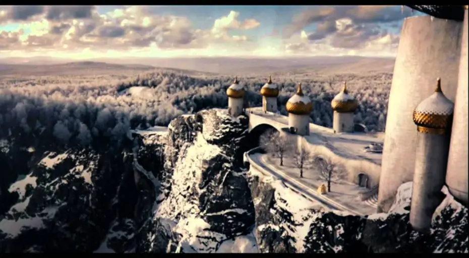 Video for the film Mirror Mirror — BLANCANIEVES (MIRROR, MIRROR) - Tráiler HD en Español