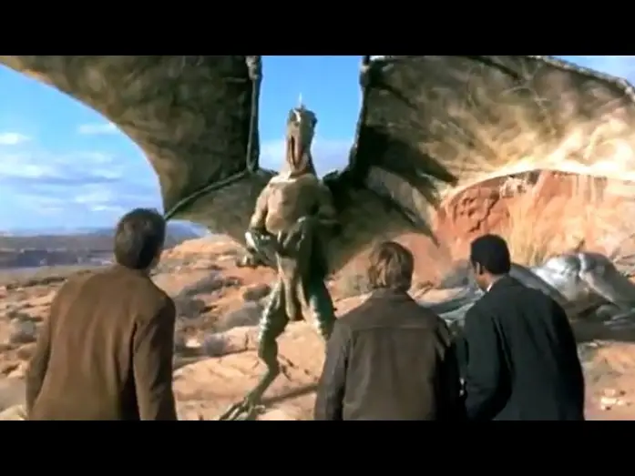 Video for the film Evolution — EVOLUTION (Trailer español)