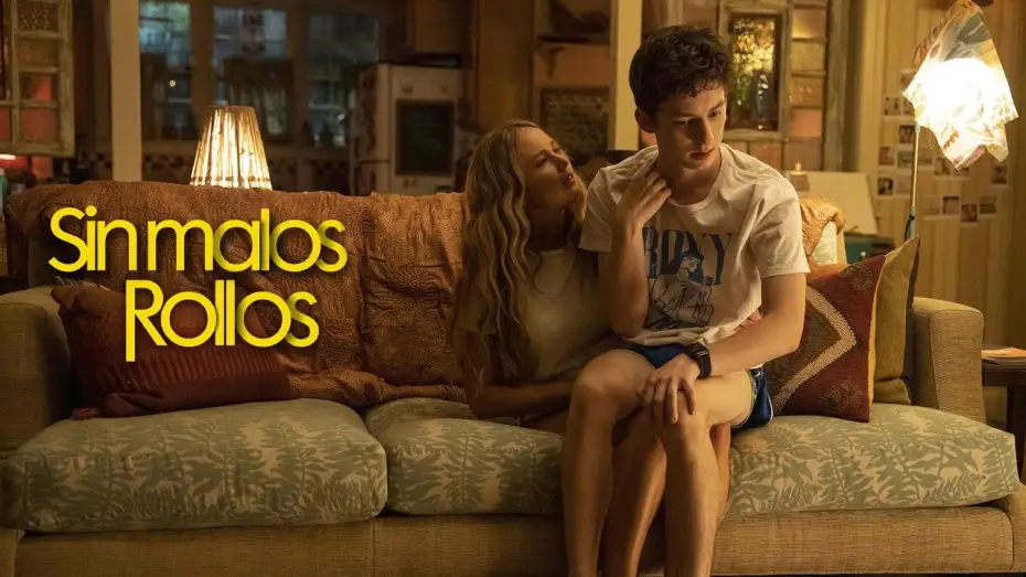 Video for the film No Hard Feelings — Perro salchicha