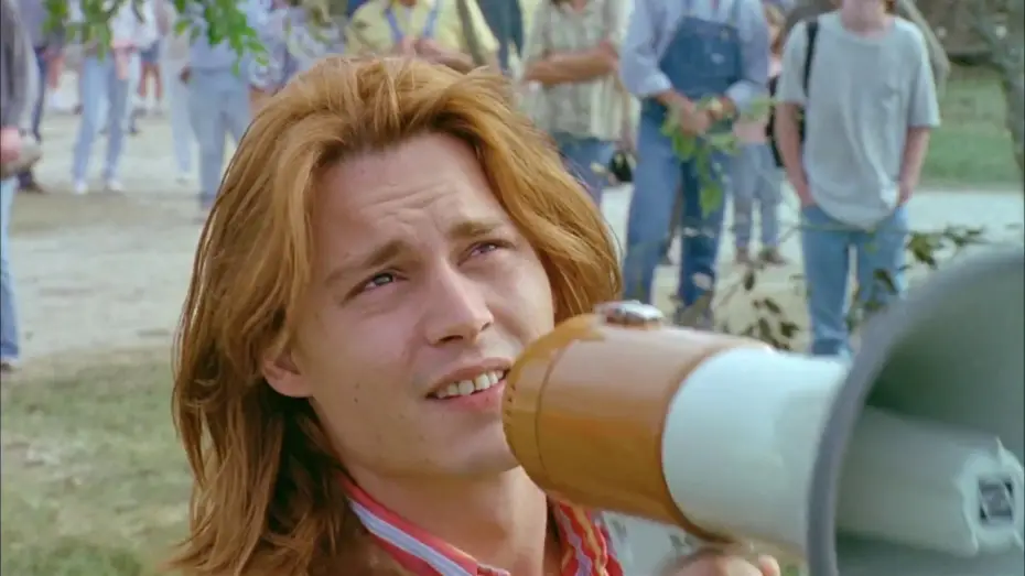 Video for the film What's Eating Gilbert Grape — What's Eating Gilbert Grape (film 1993) - Arnie Climbs The Water Tower (VF)