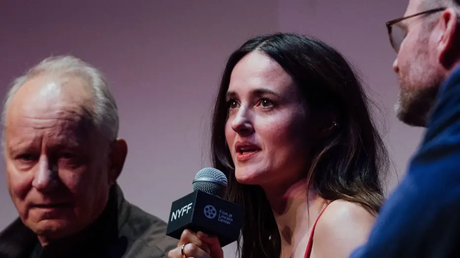 Video for the film Sentimental Value — Joachim Trier, Renate Reinsve, Elle Fanning, Stellan Skarsgård & More on Sentimental Value