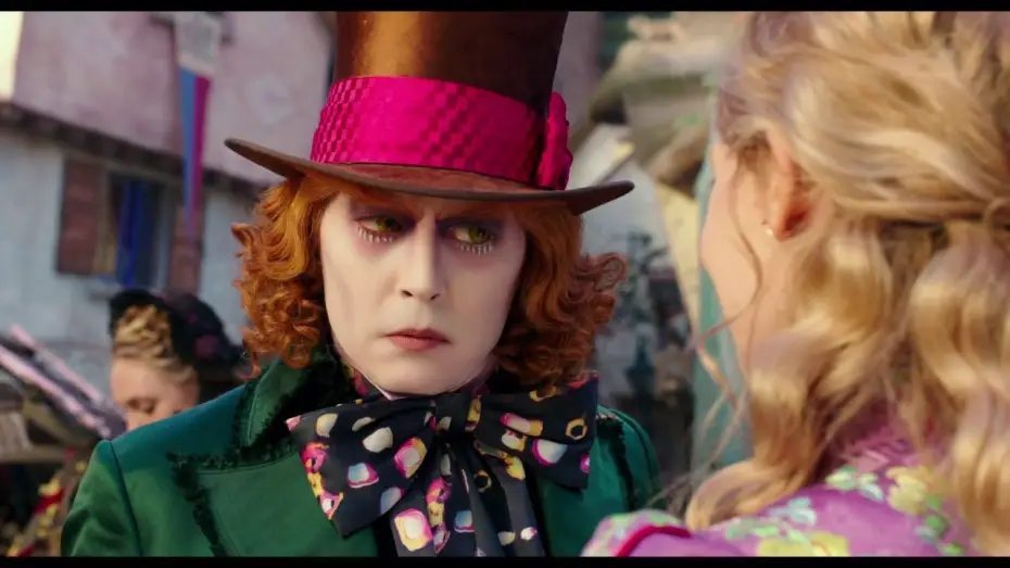 Video for the film Alice Through the Looking Glass — Alice de l'Autre Côté du Miroir - Extrait : Rencontre avec le Chapelier (VF)