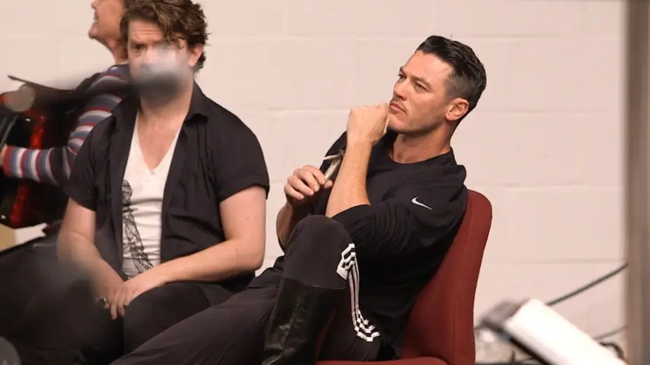 Video for the film Beauty and the Beast — La Bella e la Bestia - Table Read: il personaggio di Gaston - Featurette