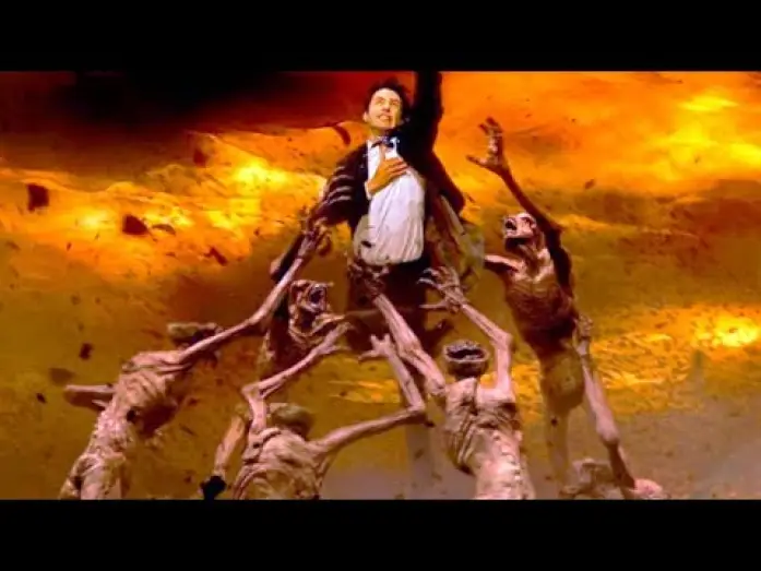 Video for the film Constantine — Constantine (Trailer español)