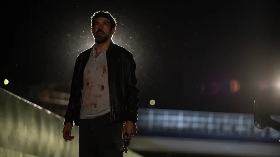 Video for the film Last Night of Amore — L'ultima notte di Amore (2022) - TRAILER UFFICIALE