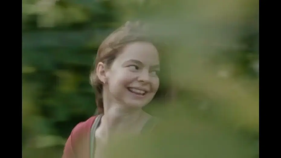 Video for the film Little Trouble Girls — LITTLE TROUBLE GIRLS : Éveil lesbienne chez les cathos (bande-annonce)