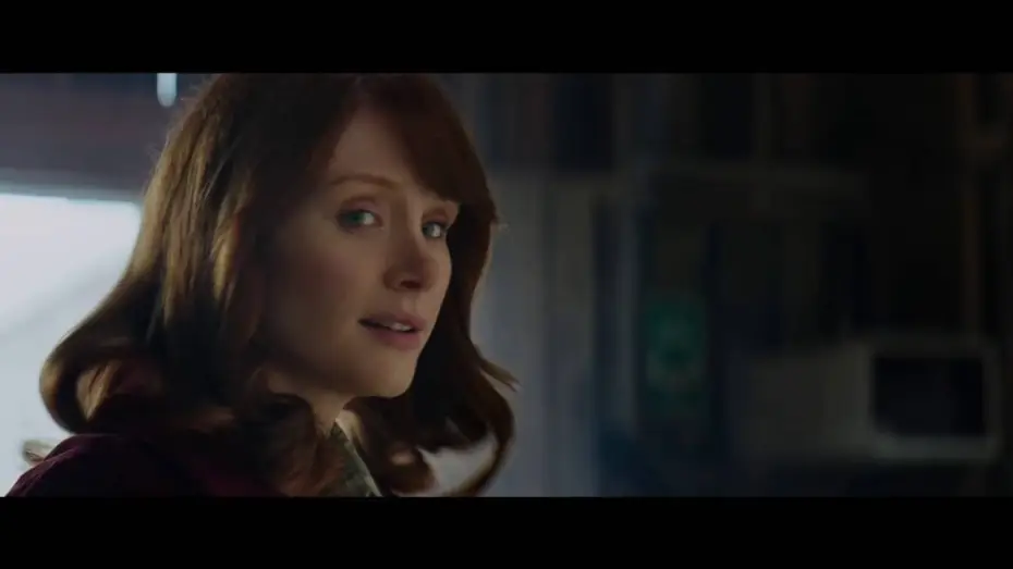 Video for the film Pete's Dragon — Peter et Elliott le Dragon - Première bande-annonce (VOSTFR)